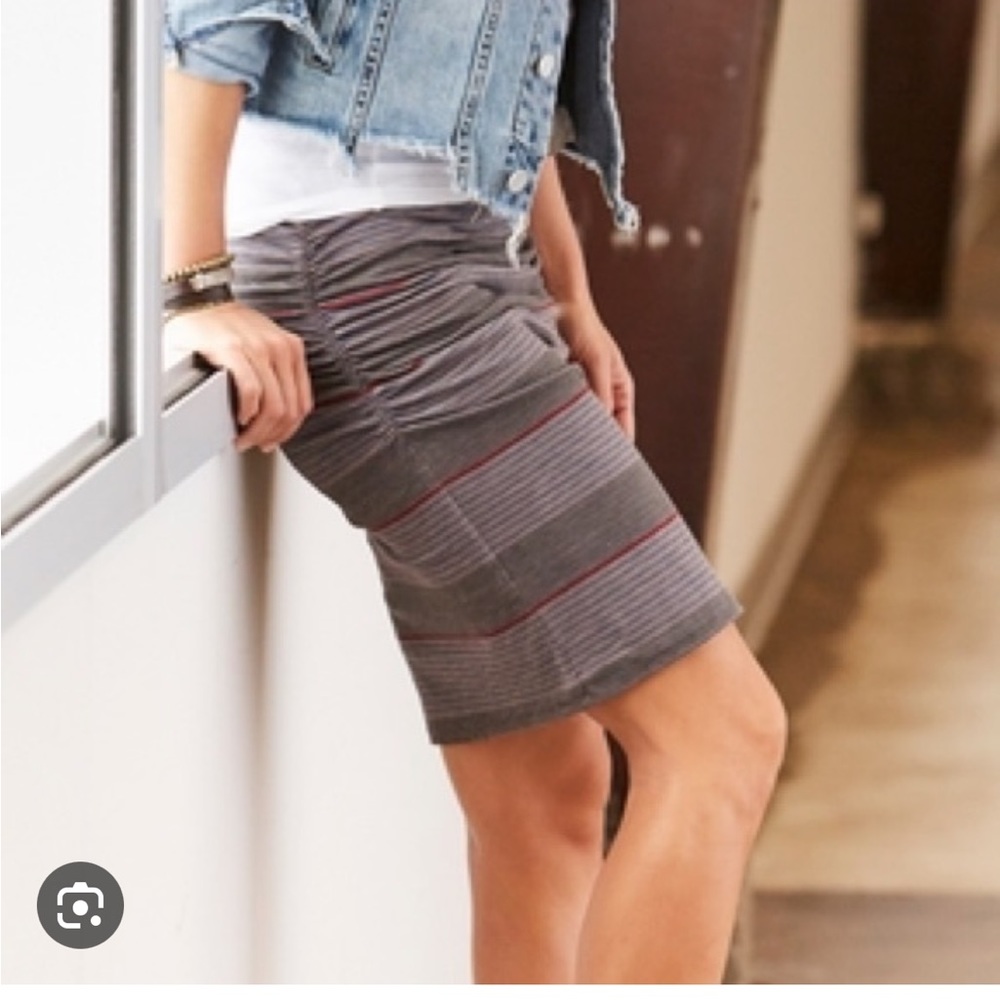 NWT Sundry Soleil striped skirt